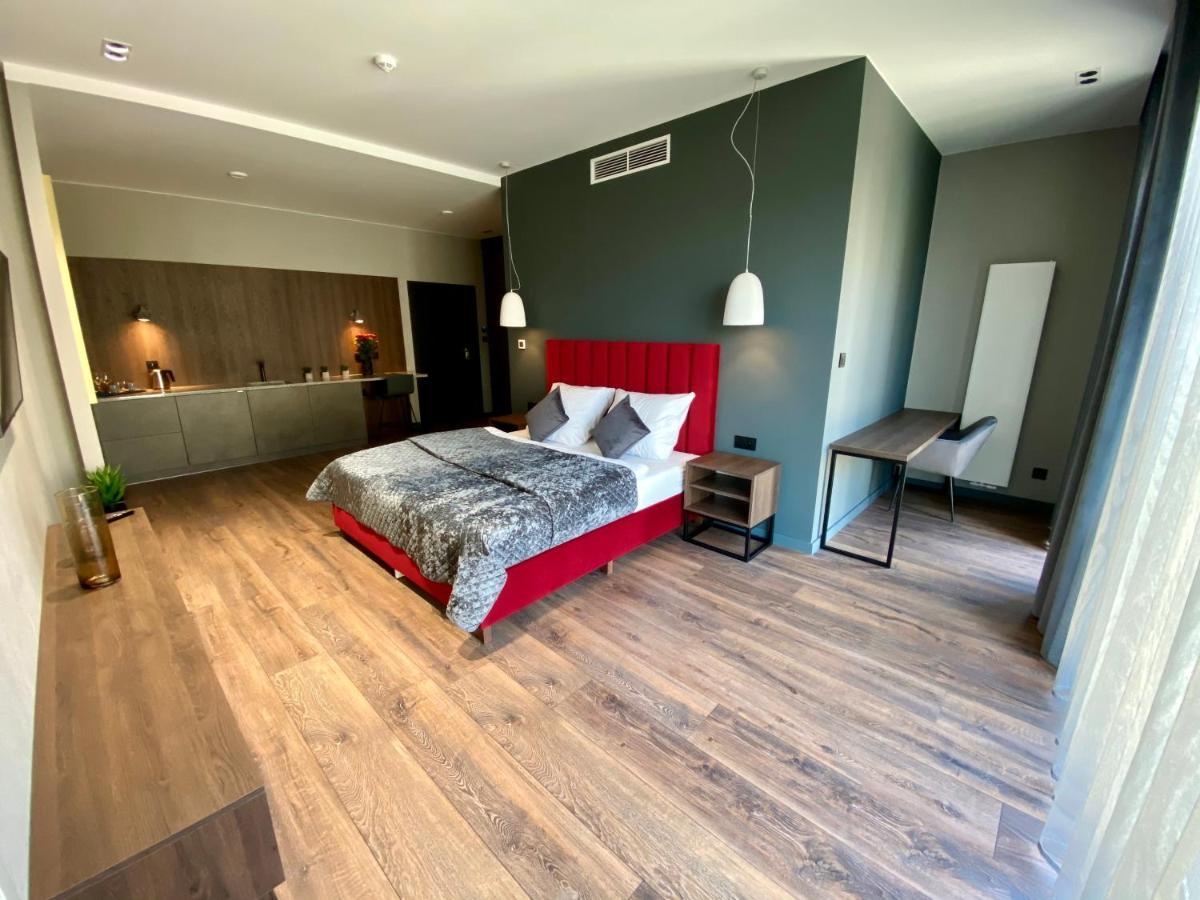Aparts Hotel Radom Bagian luar foto