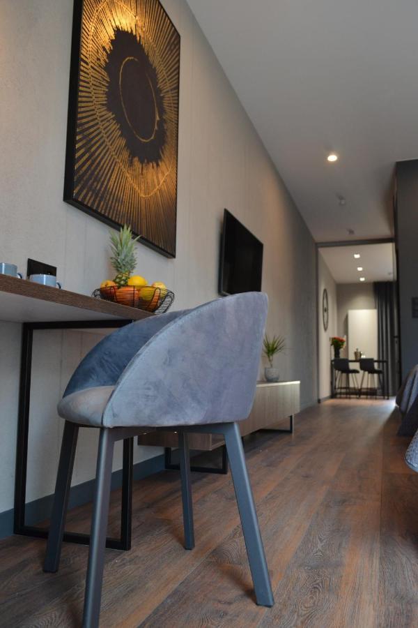 Aparts Hotel Radom Bagian luar foto