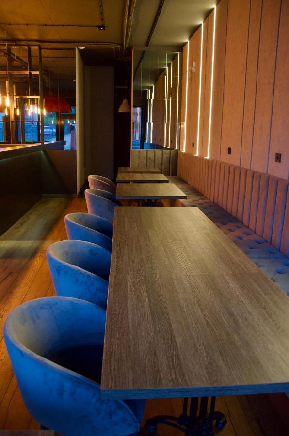Aparts Hotel Radom Bagian luar foto