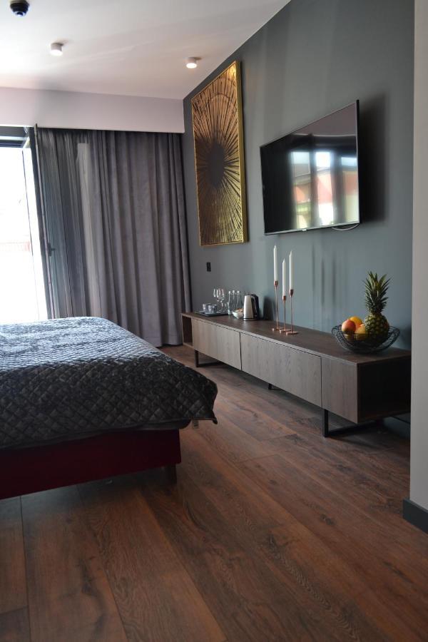 Aparts Hotel Radom Bagian luar foto