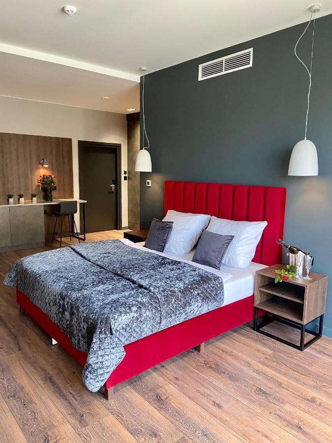 Aparts Hotel Radom Bagian luar foto