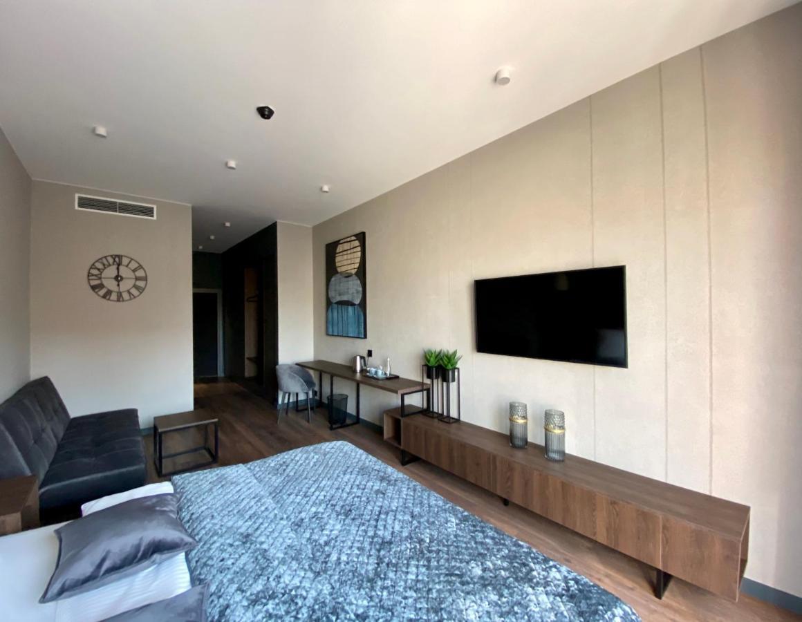 Aparts Hotel Radom Bagian luar foto