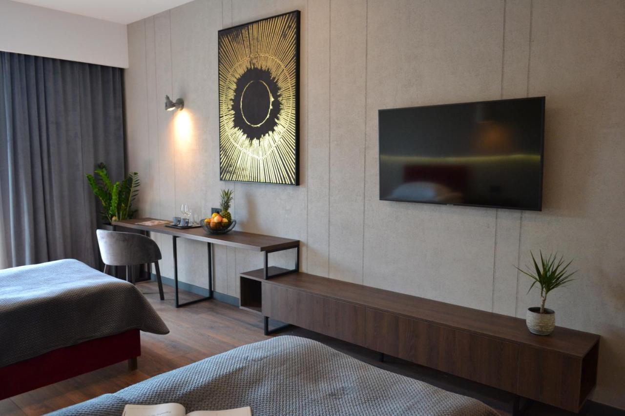 Aparts Hotel Radom Bagian luar foto